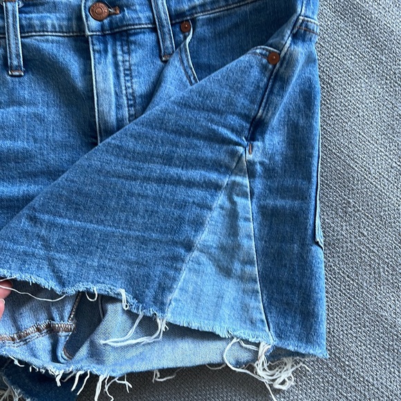 Madewell Jeans Shorts in Size 30 - Picture 4 of 4
